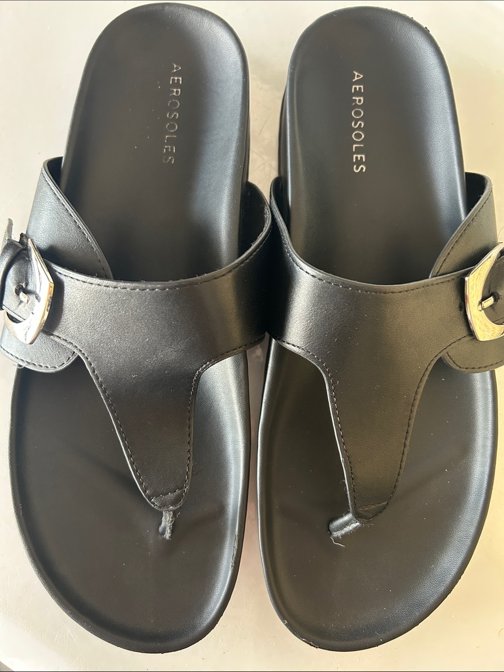AEROSOLES Black Buckle Thong Slide Sandals - Picture 2 of 8